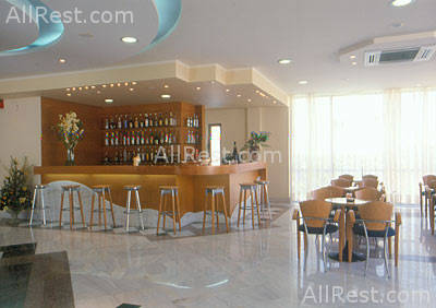 Yakinthos Hotel 10